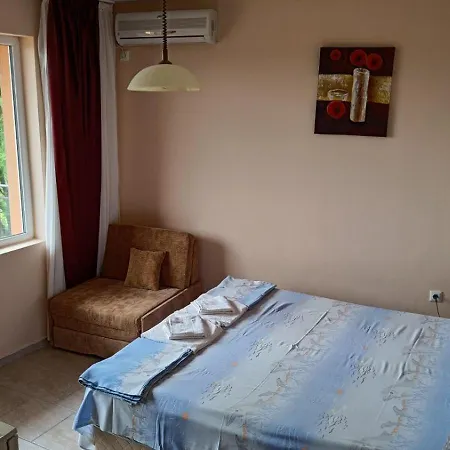 фернандес 3* Černomorec